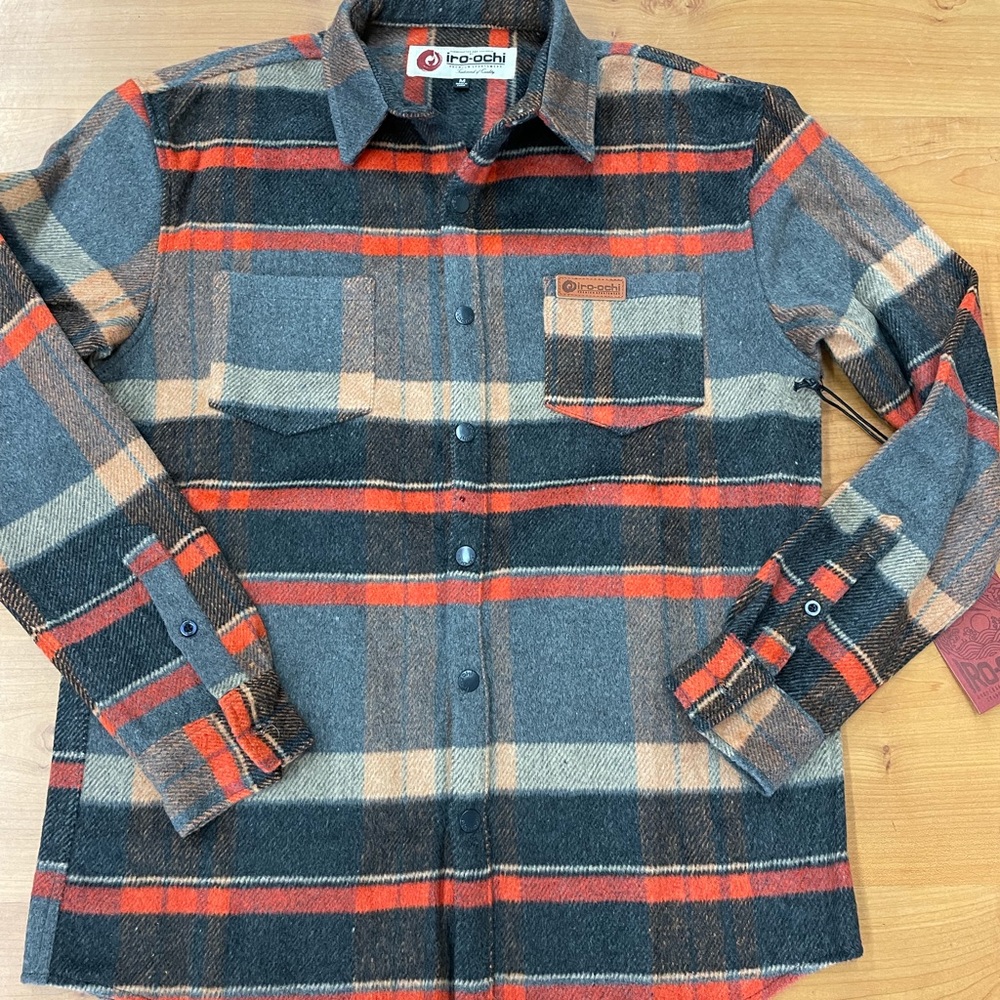Iro-Chi Men’s Thick Flannel Shirt